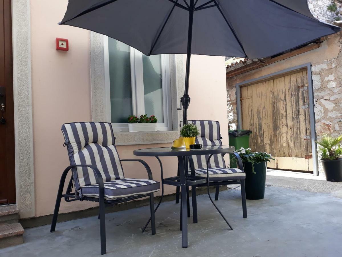 Apartments Paris Umag Exterior photo